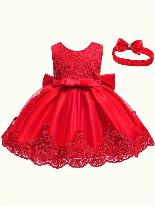 Cute Lace Floral Design Gown Dress